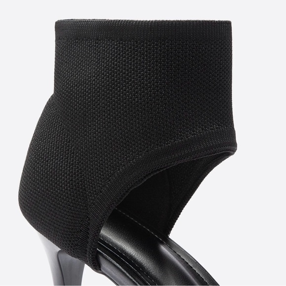 *SOLD* NEW Heels. Offers Welcome. - Picture 8 of 9